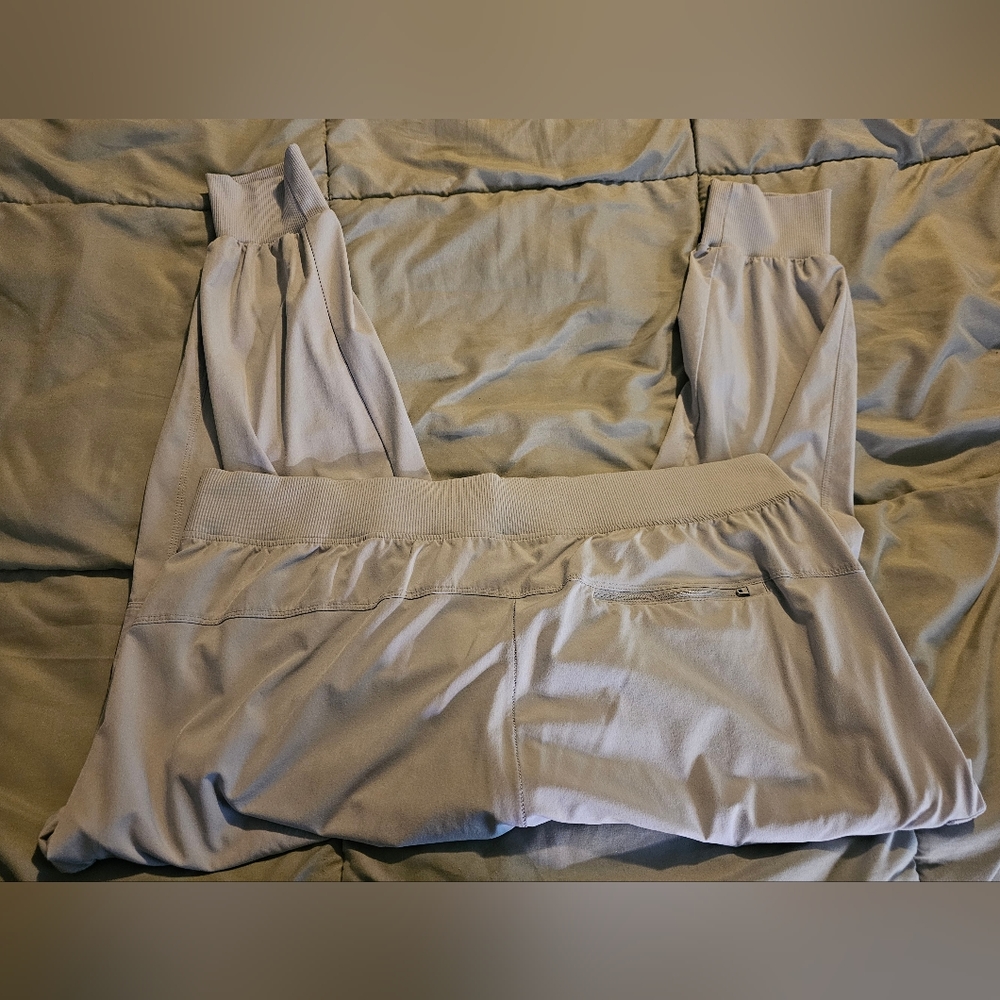 All In Motion Joggers - Picture 2 of 4